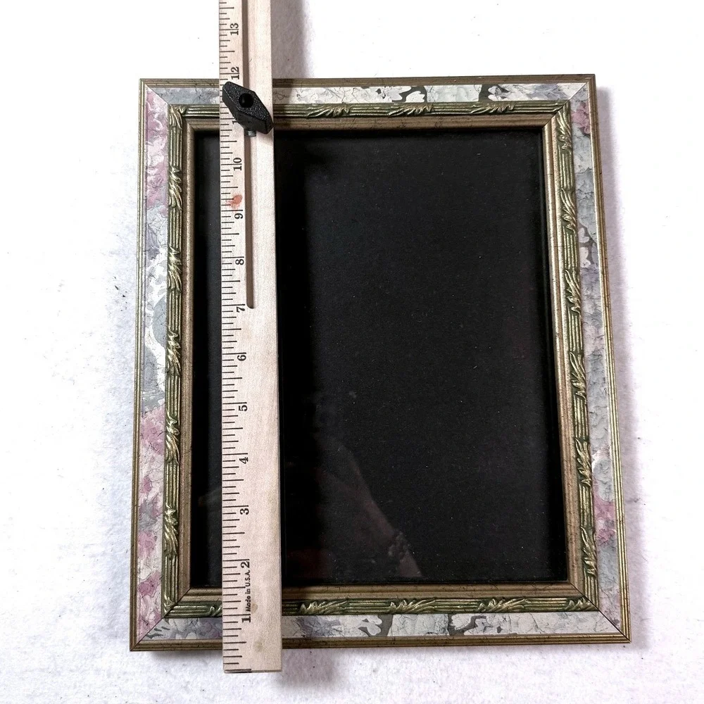 Unbranded vintage 8x10